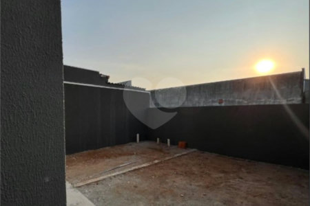 Sobrado à venda com 1 suíte em Parque Suzano, Suzano, SP