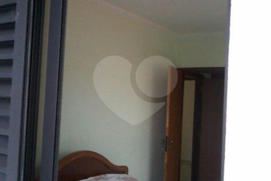 Casa à venda com 2 quartos, sendo 1 suíte,  em Jardim City, Guarulhos, SP