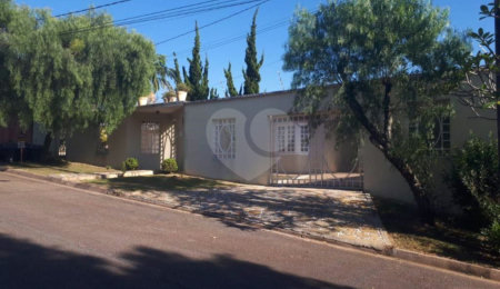 Casa à venda com 4 quartos em Caixa D´água, Vinhedo, SP