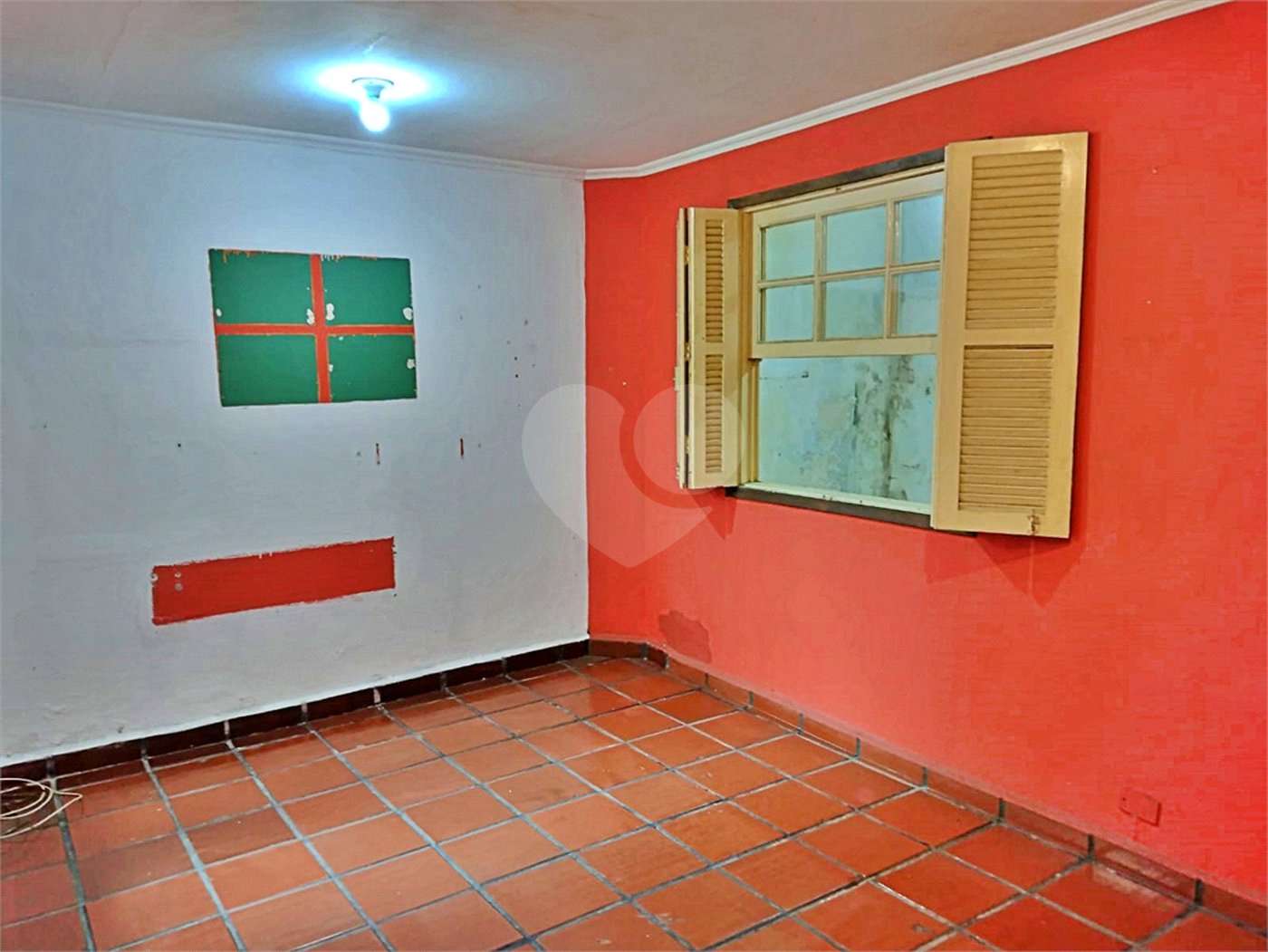 Sobrado à venda com 3 quartos, sendo 1 suíte,  em Parque Colonial, São Paulo, SP