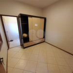 Casa Térrea no Condomínio Damha I,