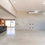 Indaiatuba- Jardim Bom Sucesso - Venda: R$ 765.000,00 - Área total: 150m² Área construída: 115m² - 3 dormitórios sendo 1 suíte com armário planejado; Cozinha integrada; Sala para dois ambientes; Banheiros com box gabinetes e espelhos; Área gourmet com churrasqueira a carvão e móveis planejados;