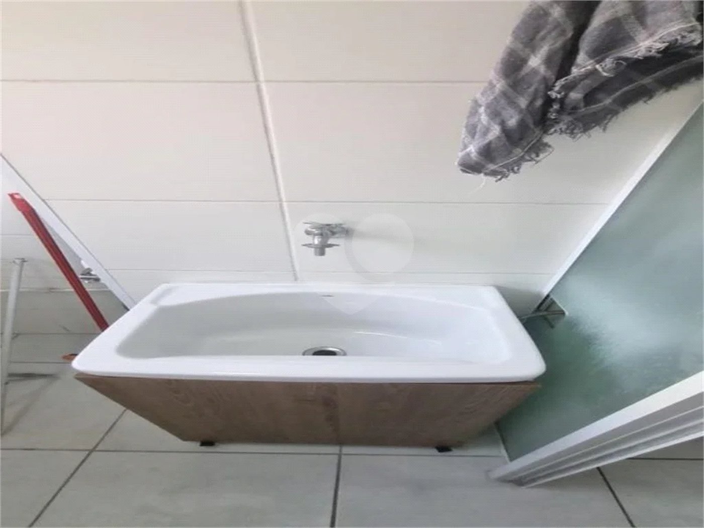 Studio Mobiliado no Alto do Ipiranga – Andar Alto e Vaga para Moto