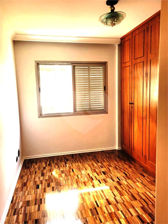 Apartamento à venda com 2 suítes em Moema, São Paulo, SP
