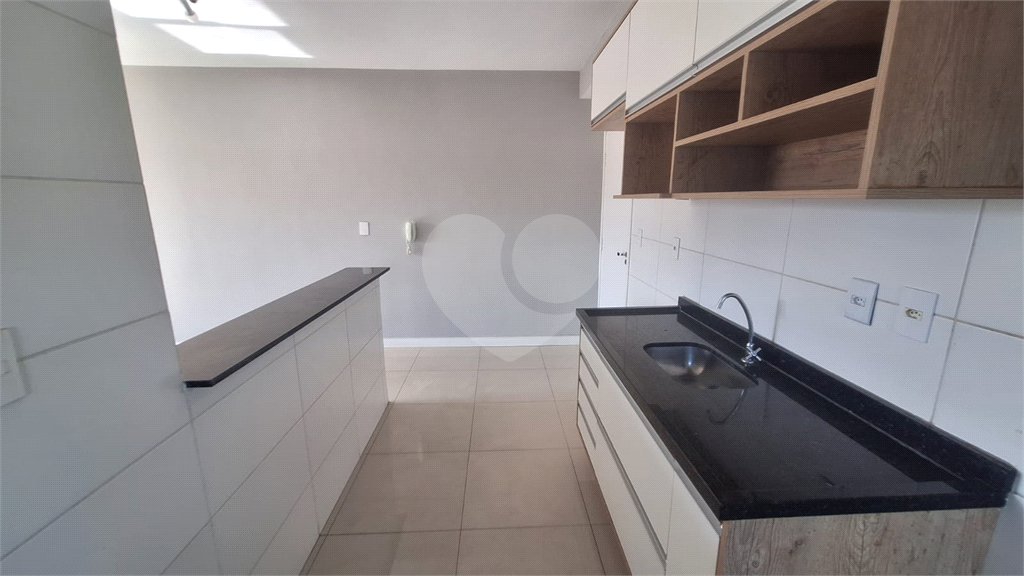 Apartamento à venda com 2 quartos, sendo 1 suíte,  em Parque Bela Vista, Votorantim, SP