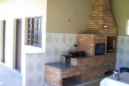 Casa à venda com 3 quartos, sendo 1 suíte, no condomínio Jardim do Ribeirão 1, Itupeva - SP