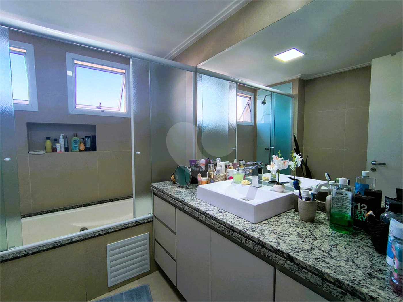Apartamento à venda com 3 suítes em Lar São Paulo, São Paulo, SP