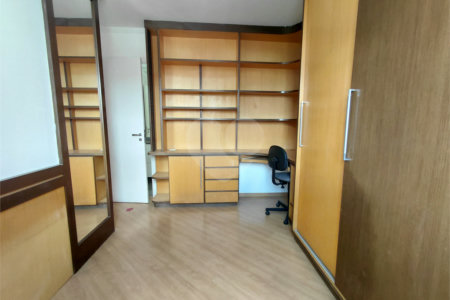 Apartamento à venda com 3 suítes em Vila Romana, São Paulo, SP