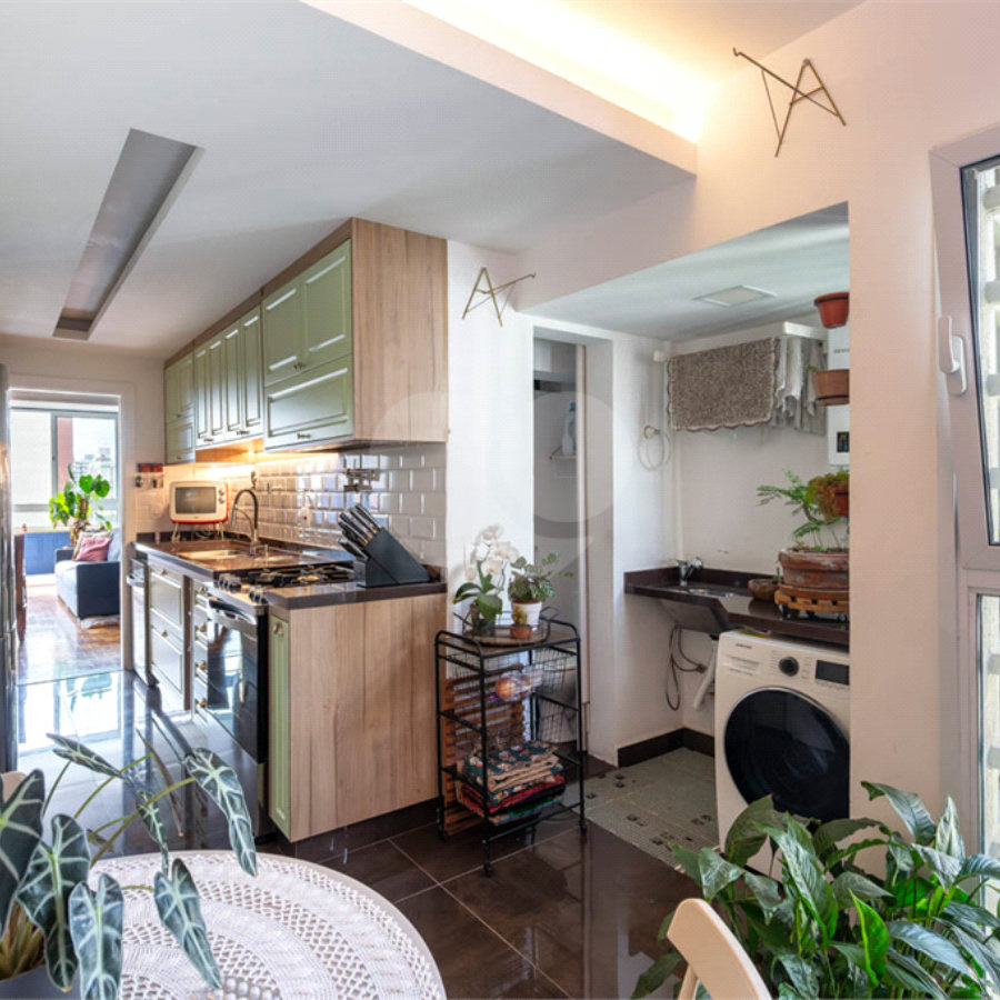 Apartamento à venda com 3 quartos, sendo 1 suíte, em Jardim Paulista, São Paulo, SP