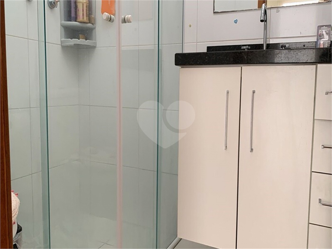 Casa à venda com 3 quartos, sendo 1 suíte, no condomínio Residencial Belle Ville Itaycy, Indaiatuba - SP
