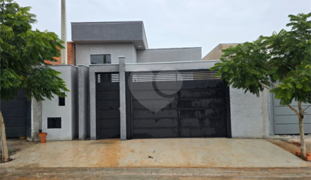 Casa à venda com 3 quartos, sendo 1 suíte,  em Residencial Villaggio Di Capri, Itapetininga, SP