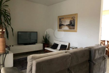 Casa à venda com 3 suítes no condomínio Aldeia da Mata, Votorantim - SP