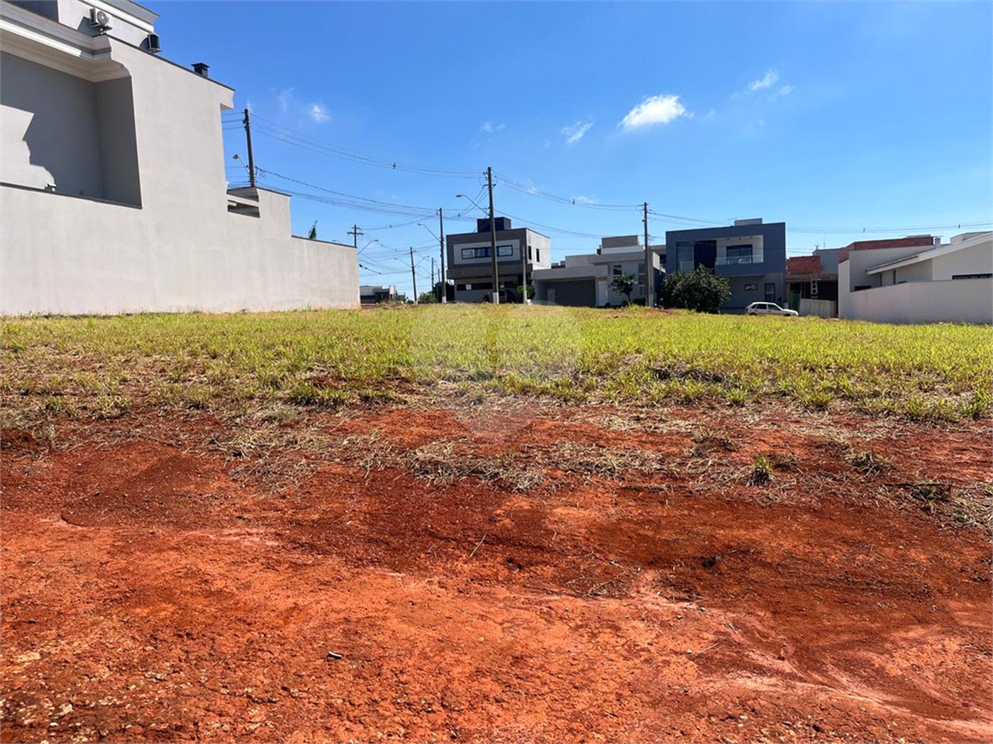 Terreno à venda em Loteamento Residencial Golden Ville, Itapetininga, SP