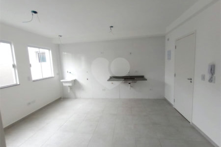 Apartamento à venda ou para alugar com 2 quartos em Vila Ema, São Paulo, SP