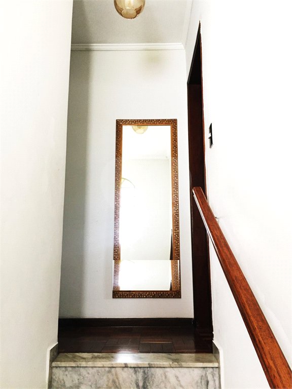 Sobrado à venda com 4 quartos, sendo 1 suíte,  em Vila Gomes, São Paulo, SP