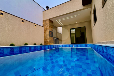 Casa à venda com 3 quartos, sendo 1 suíte, no condomínio Residencial Villagio Wanel, Sorocaba - SP