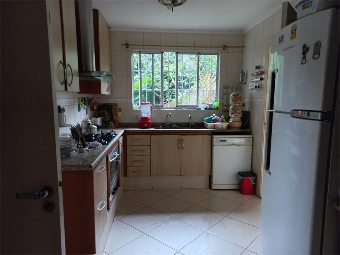 Sobrado à venda ou para alugar com 4 suítes em Butantã, São Paulo, SP