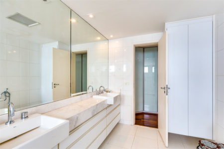 Apartamento à venda com 4 suítes em Campo Belo, São Paulo, SP