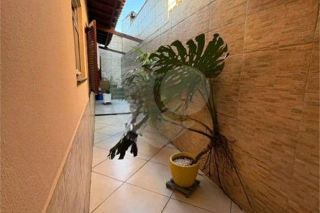 Casa à venda com 2 quartos em Vila Galvão, Guarulhos, SP