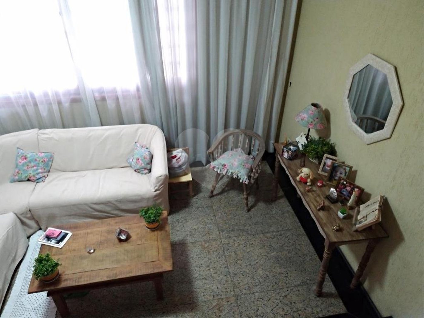 Sobrado à venda com 2 quartos, sendo 1 suíte, em Santa Teresinha, São Paulo, SP
