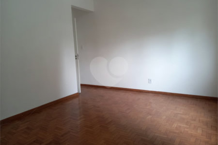 Apartamento à venda com 3 quartos, sendo 1 suíte, em Pinheiros, São Paulo, SP
