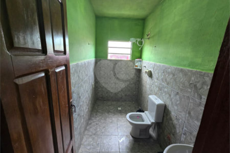 Casa à venda com 2 quartos em Vila Carvalho, Itapetininga, SP