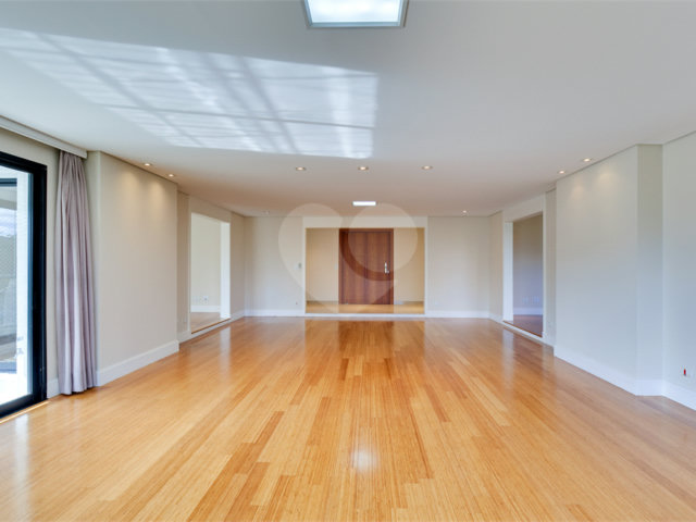 Apartamento para alugar com 4 suítes em Jardim Marajoara, São Paulo, SP