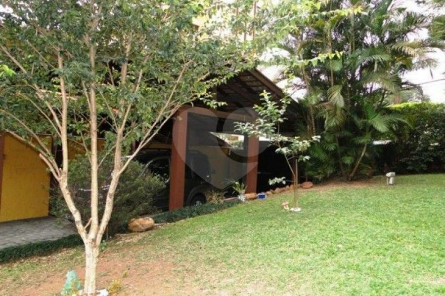 Casa Térrea à venda com 3 quartos, sendo 1 suíte, em Jardim Floresta, São Paulo, SP