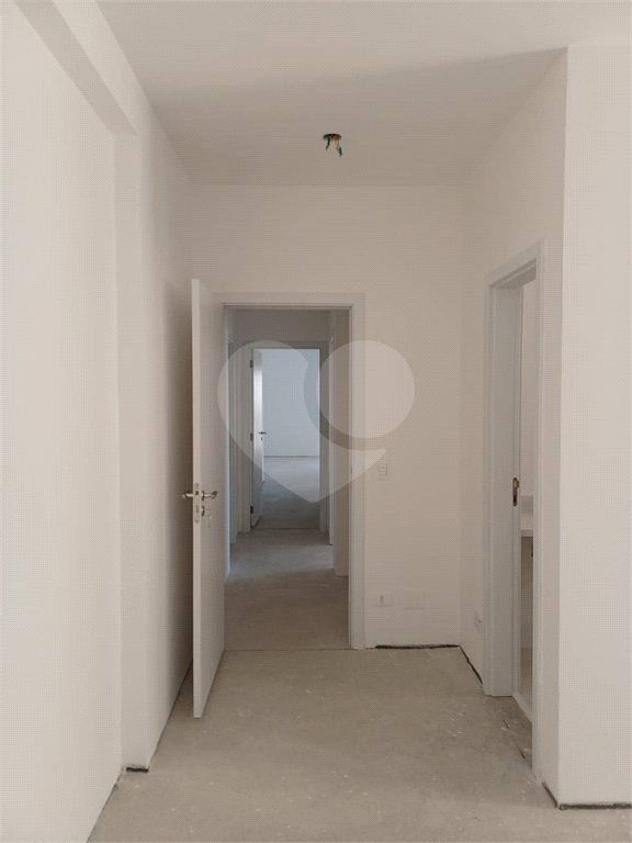 Apartamento à venda com 4 suítes em Real Parque, São Paulo, SP
