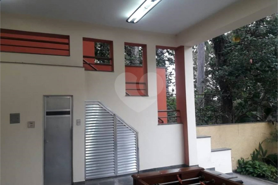 Sobrado à venda com 6 quartos, sendo 2 suítes, em Horto Florestal, São Paulo, SP