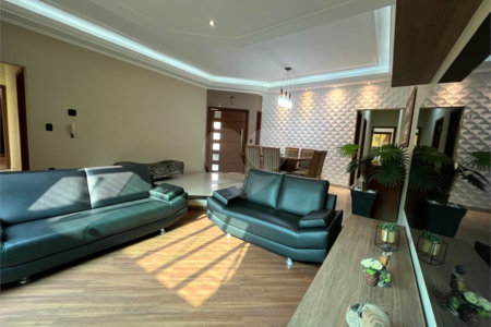 Casa à venda com 3 quartos, sendo 1 suíte, em Parque Atenas do Sul, Itapetininga, SP
