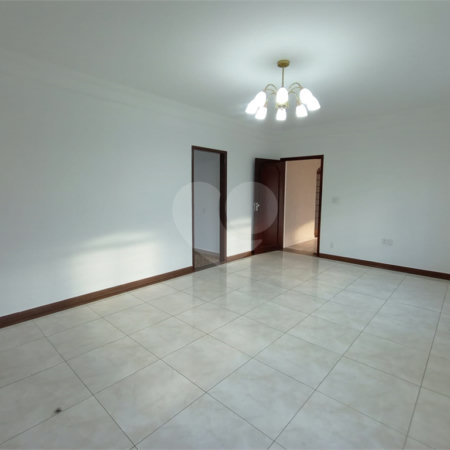 Casa à venda com 2 quartos no Centro, Itapetininga, SP