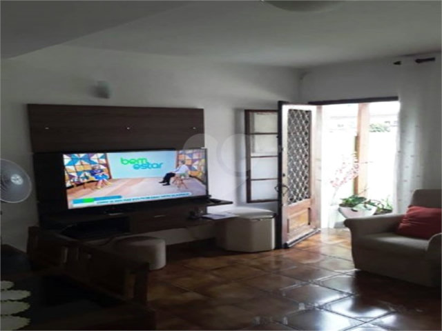 Sobrado à venda com 2 quartos em Água Fria, São Paulo, SP