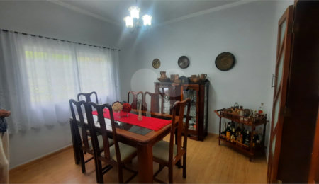 Casa à venda com 4 quartos, sendo 1 suíte,  em Vila Rosália, Guarulhos, SP