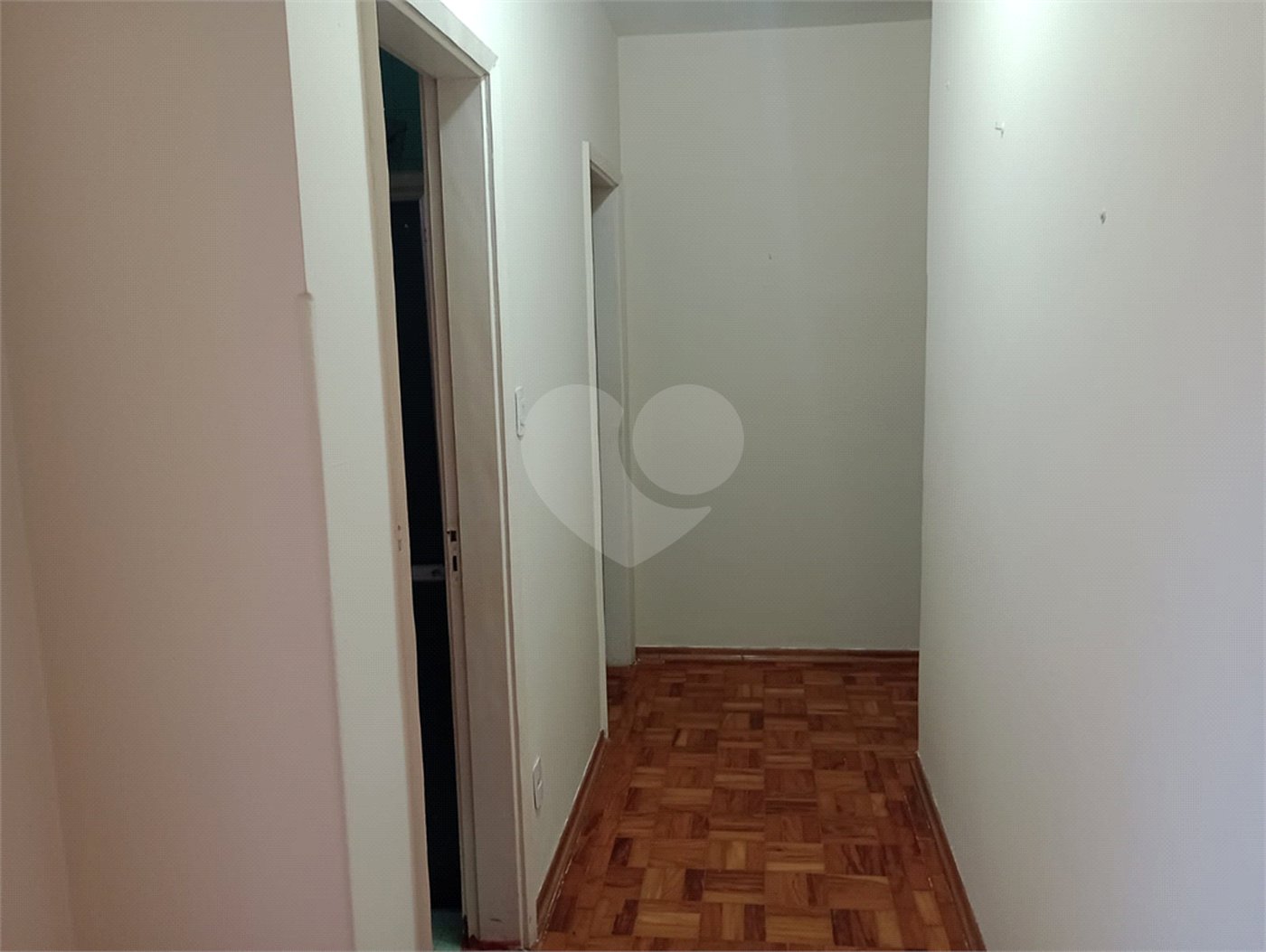 Casa à venda com 4 quartos, sendo 1 suíte, em Vila Rosa, Itapetininga, SP