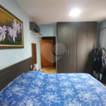 Casa à venda com 2 suítes no condomínio Morada das Hortênsias, São Paulo - SP
