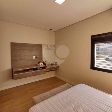 Casa à venda com 3 quartos, sendo 1 suíte, em Residencial Vila dos Eucaliptos, Salto, SP