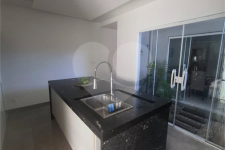 Casa à venda com 3 quartos, sendo 1 suíte, em Campo Grande, Rio de Janeiro, RJ