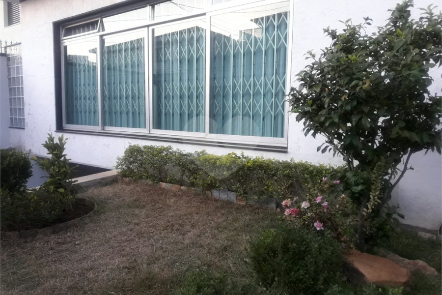 Sobrado à venda com 3 quartos, sendo 1 suíte, em Vila Paulicéia, São Paulo, SP