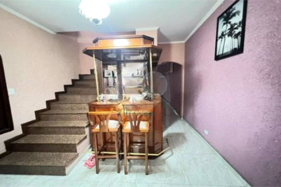 Sobrado à venda com 3 quartos, sendo 1 suíte, em Tremembé, São Paulo, SP
