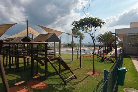 Casa à venda com 4 quartos, sendo 3 suítes,  no condomínio Alphaville Nova Esplanada 3, Votorantim - SP