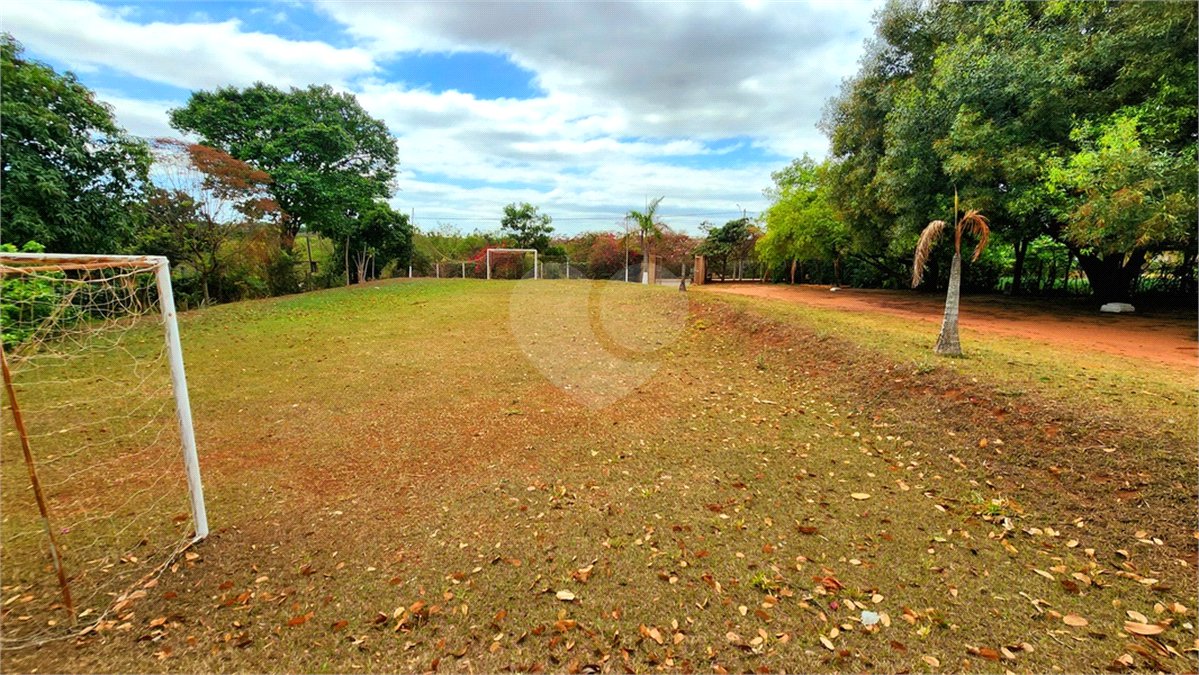 Chácara à venda com 3 quartos, sendo 1 suíte, em Chácara Flora Araraquara, Araraquara, SP