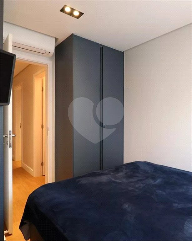 Apartamento à venda com 4 quartos, sendo 2 suítes,  em Vila Anastácio, São Paulo, SP