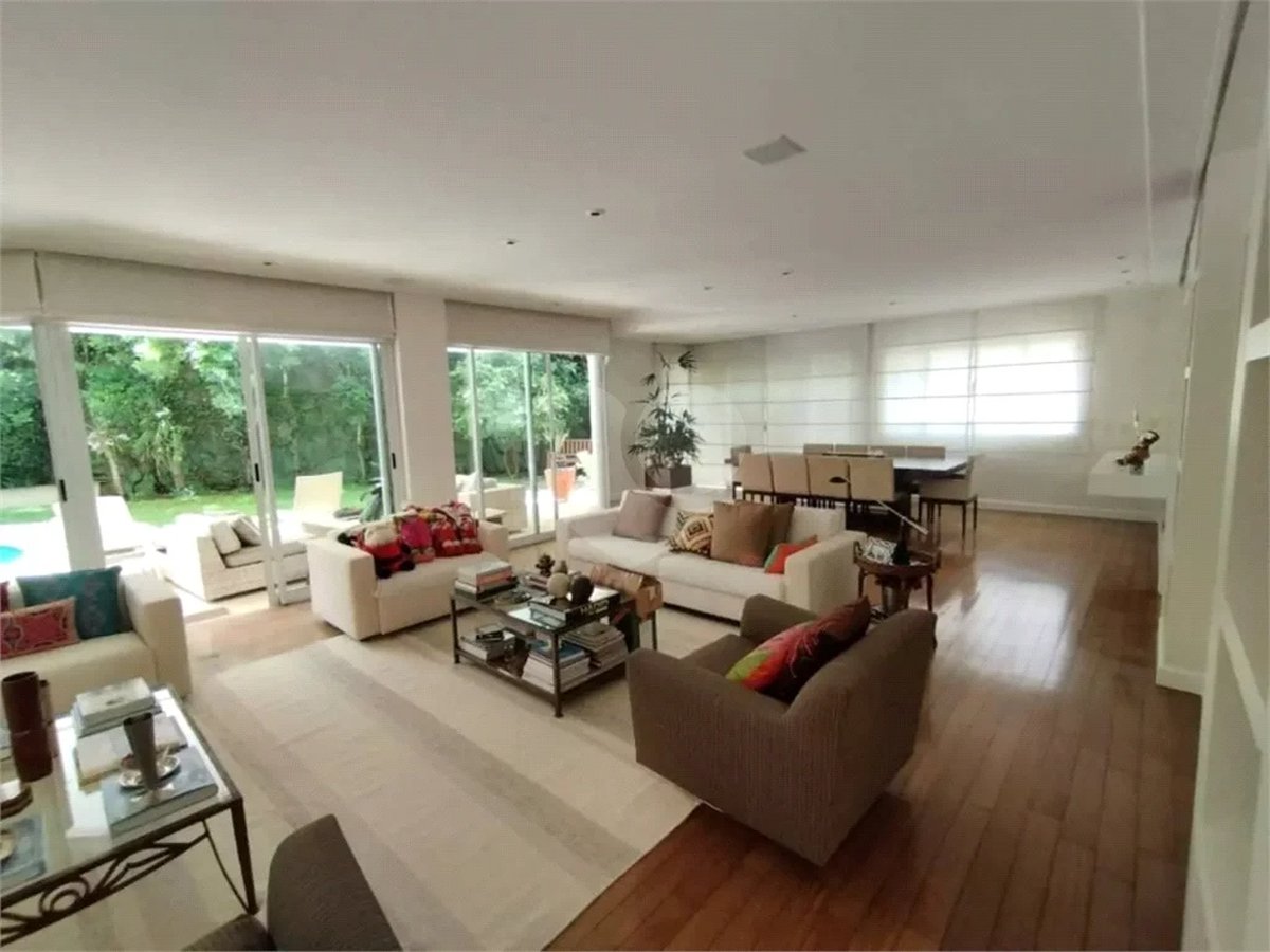 Casa com 4 suítes, 700 m² - disponível para venda ou aluguel - Cidade Jardim - São Paulo - SP.