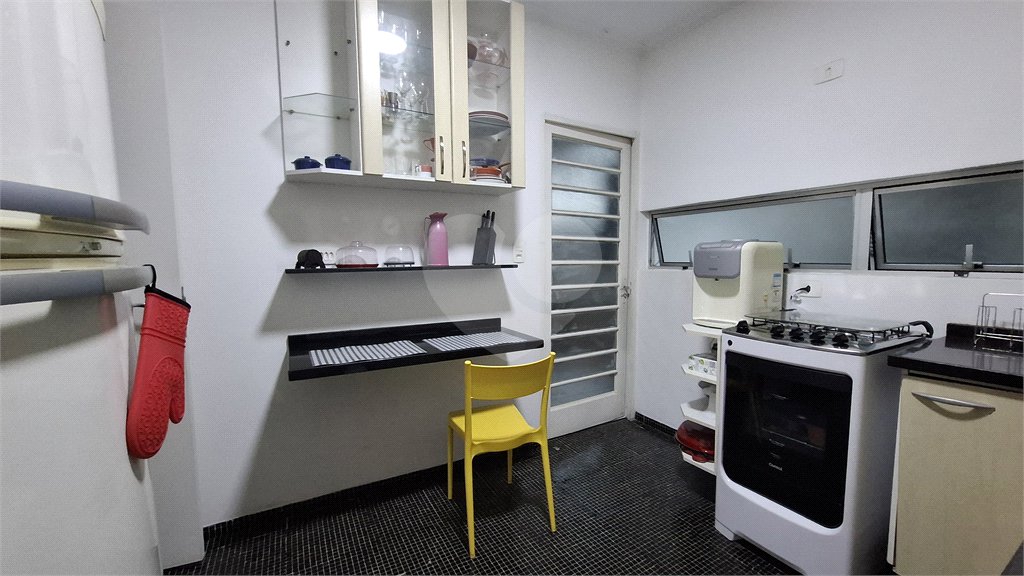 Apartamento à venda com 3 quartos, sendo 1 suíte,  em Perdizes, São Paulo, SP