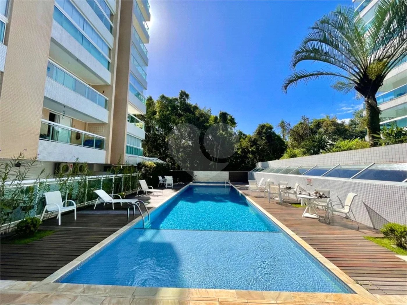 Apartamento à venda com 3 suítes em Riviera de São Lourenço, Bertioga, SP
