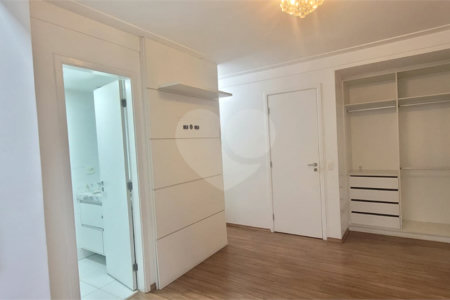Apartamento à venda com 3 suítes no Centro, Santo André, SP