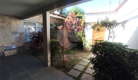 Casa à venda com 3 quartos, sendo 1 suíte,  em Barro Branco (zona Norte), São Paulo, SP