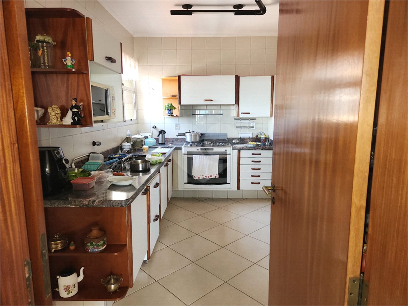 Apartamento à venda ou para alugar com 5 quartos, sendo 2 suítes, no Centro, Araraquara, SP