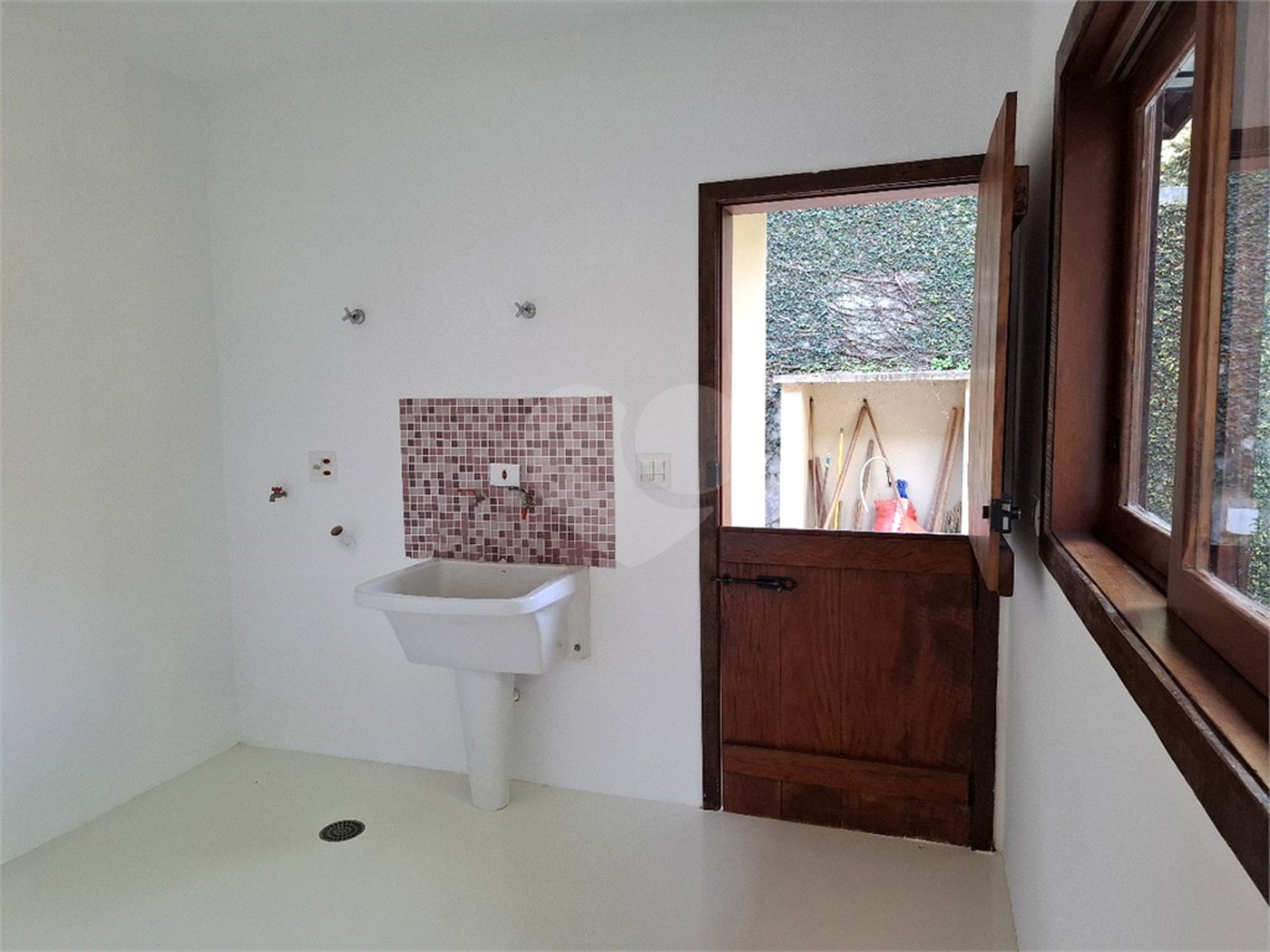 Casa Térrea à venda com 2 suítes em Serra da Cantareira, Mairiporã, SP